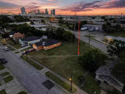 1125 E Broadway Ave, Fort Worth, TX 76104