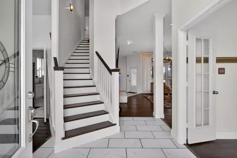 Entry Way - 513 Timberside, Terrell, TX 75161 photo 1 of 3