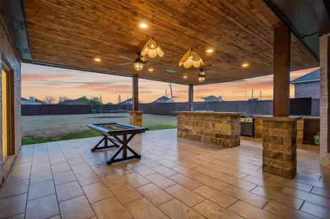 Exterior - 513 Timberside, Terrell, TX 75161 photo 1 of 3
