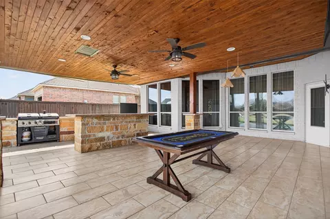 Exterior - 513 Timberside, Terrell, TX 75161 photo 2 of 3