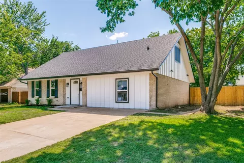 3525 Bangor Ct E, Irving, TX 75062