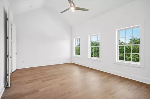 Bedroom - 6019 Laurel Ln, Addison, TX 75001 photo 1 of 2