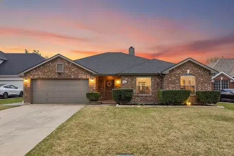 413 Highview Cir, Royse City, TX 75189