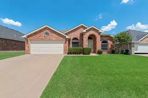 7711 Pittsford Ln, Arlington, TX 76002