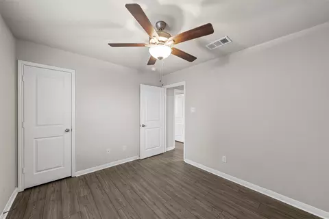 Bedroom - 3208 Dotavio Rd, Lorena, TX 76655 photo 2 of 3