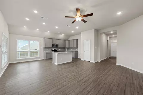 Living - 3208 Dotavio Rd, Lorena, TX 76655 photo 2 of 4