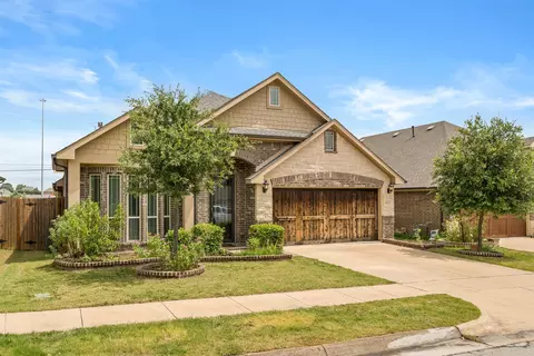 Exterior - 603 E Alexander Ln, Euless, TX 76040 photo 5 of 8