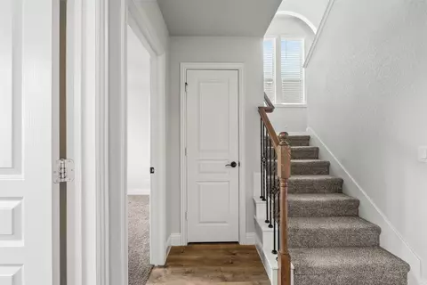 Entry Way - 603 E Alexander Ln, Euless, TX 76040 photo 6 of 6