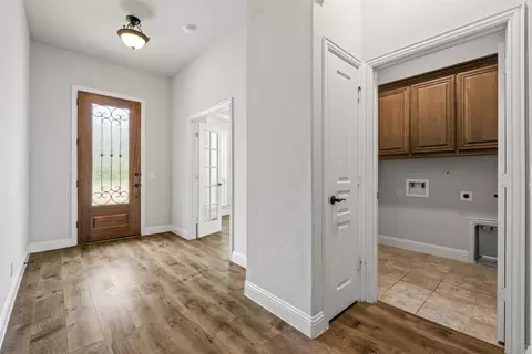 Entry Way - 603 E Alexander Ln, Euless, TX 76040 photo 1 of 6