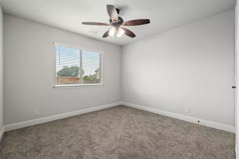 Bedroom - 603 E Alexander Ln, Euless, TX 76040 photo 4 of 7