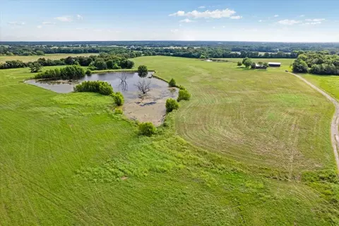258 County Road 14665, Paris, TX 75462