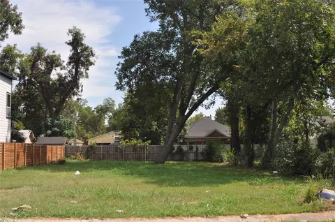 3520 Carl St, Dallas, TX 75210