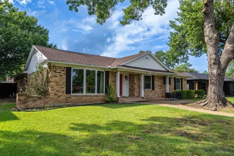 8419 Bocowood Dr, Dallas, TX 75228