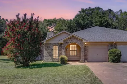 1613 19th St, Plano, TX 75074