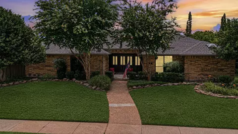 5832 Gallant Fox Ln, Plano, TX 75093