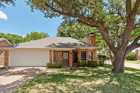 2901 Big Oaks Dr, Garland, TX 75044