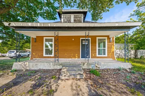 404 S Pearl St, Trenton, TX 75490