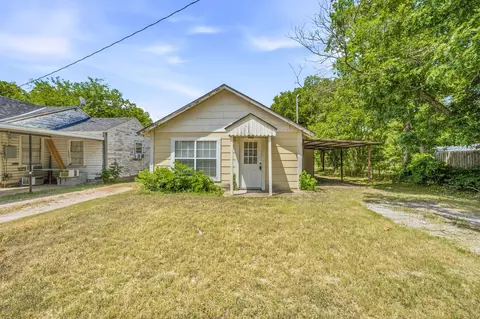 552 S Minter St, Stephenville, TX 76401