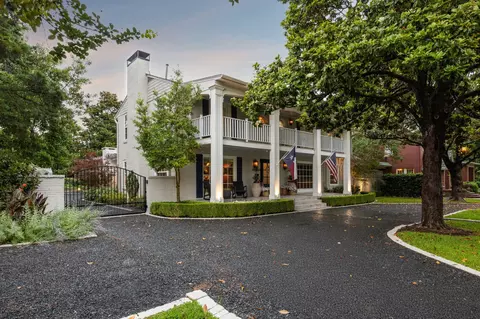 6671 Gaston Ave, Dallas, TX 75214