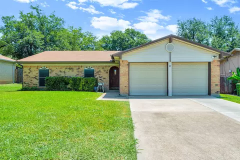 7616 Meadowbrook Dr, Watauga, TX 76148