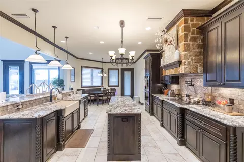 Kitchen - 709 Prosperity Rd, Abilene, TX 79602 photo 1 of 3