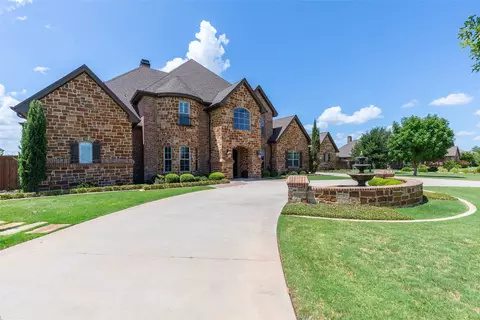 Exterior - 709 Prosperity Rd, Abilene, TX 79602 photo 2 of 7