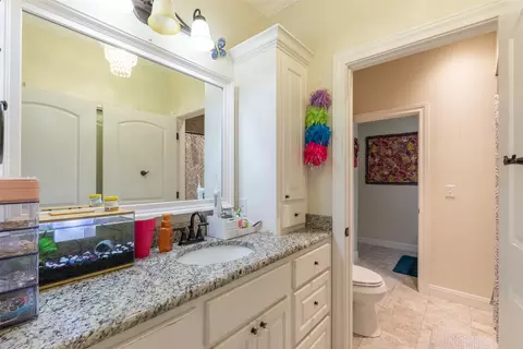 Bath - 709 Prosperity Rd, Abilene, TX 79602 photo 6 of 6