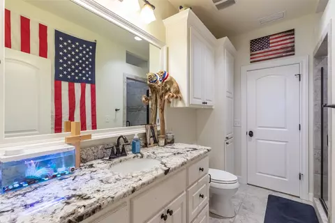 Bath - 709 Prosperity Rd, Abilene, TX 79602 photo 4 of 6