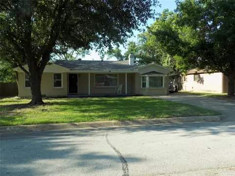 7821 Hood St, Lakeside, TX 76135
