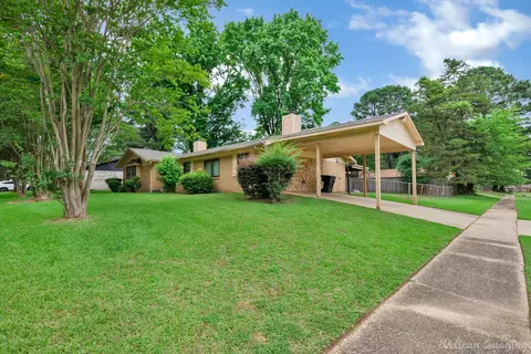 2902 Jonathan Ln, Shreveport, LA 71108