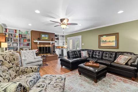 2712 Rix St, Commerce, TX 75428 photo 6