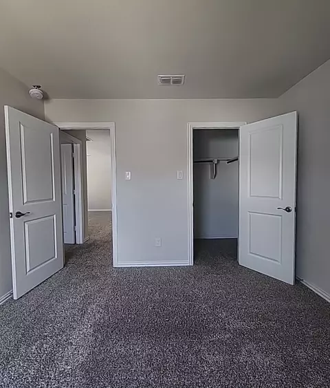 Bedroom - 2713 Acadia Dr, Corinth, TX 76210 photo 5 of 5