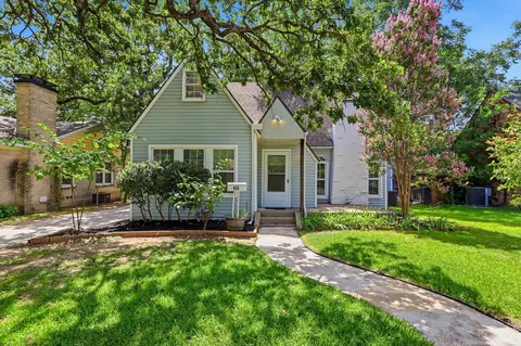 415 S Britain Rd, Irving, TX 75060