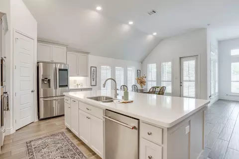 5705 Pope Creek Rd, Fort Worth, TX 76126