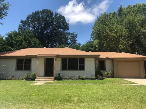 1806 Austin Dr, Kaufman, TX 75142
