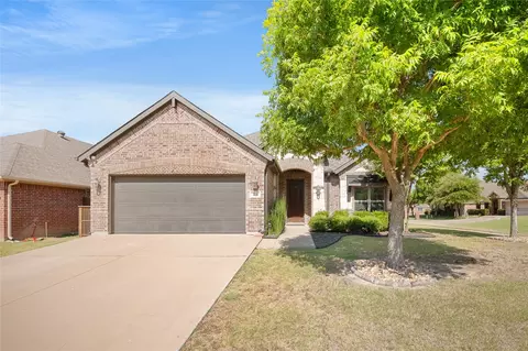 231 Carson Dr, Waxahachie, TX 75167