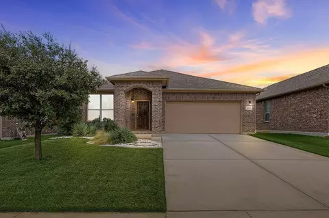 3921 Tule Ranch Rd, Roanoke, TX 76262