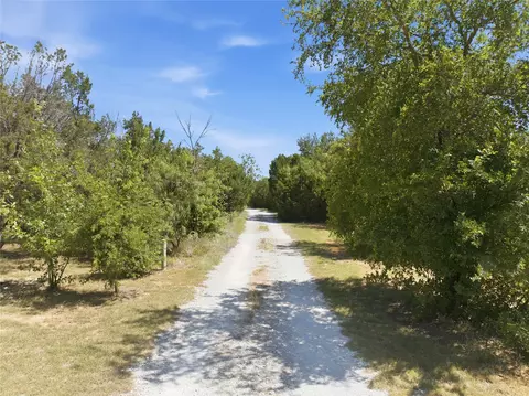 289 Patrick Rd, Waco, TX 76708 photo 4