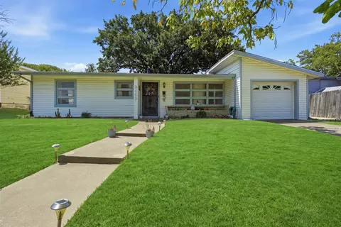 3463 W Fuller Ave, Fort Worth, TX 76133