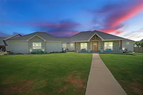 219 White N Gail Ln, Bullard, TX 75757