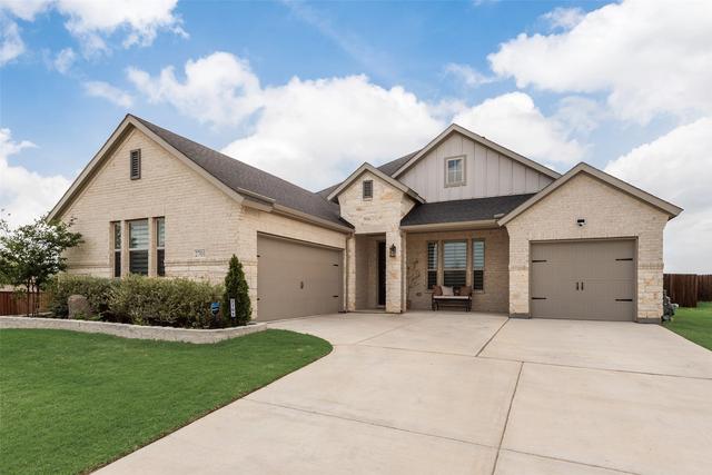 2701 Bluewood Ln, Mansfield, TX 76063