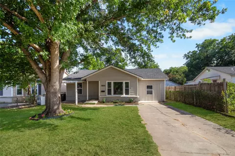 5624 S Hampshire Blvd, Fort Worth, TX 76112