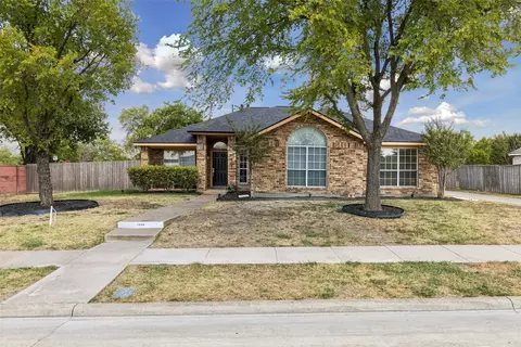 7048 Sample Dr, The Colony, TX 75056