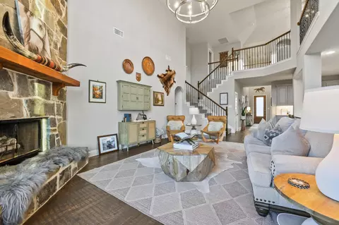 Living - 1314 Birch St, Howe, TX 75459 photo 3 of 3