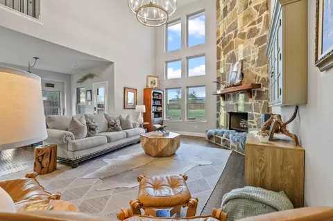 Living - 1314 Birch St, Howe, TX 75459 photo 2 of 3