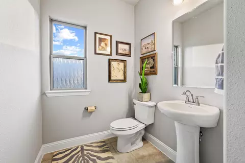 Bath - 1314 Birch St, Howe, TX 75459 photo 3 of 3