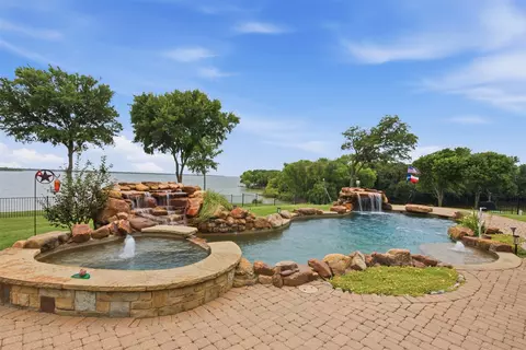 3580 Pinnacle Bay Pt, Little Elm, TX 75068