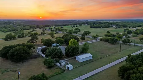 9861 Jim Christal Rd, Krum, TX 76249