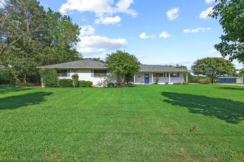 2200 S Lang Ave, Denison, TX 75020