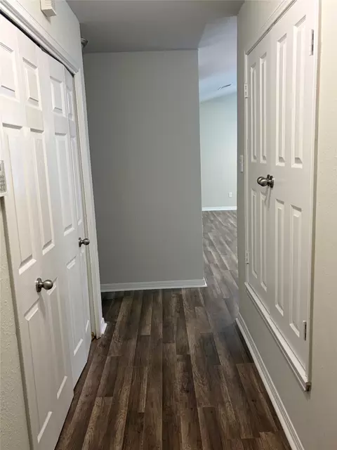 Entry Way - 2025 Lyle Ave, Waco, TX 76708 photo 2 of 4